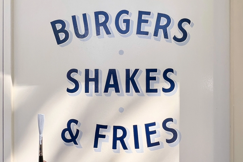 Burgers, Shakes & Fries